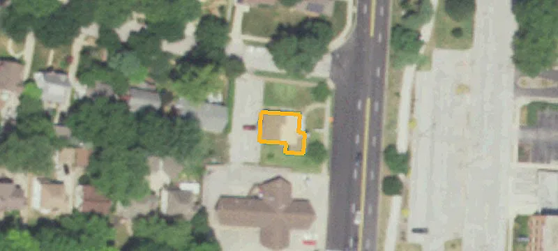 7018 Wornall Rd