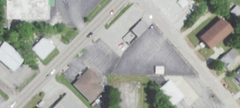 370 Commercial Ave