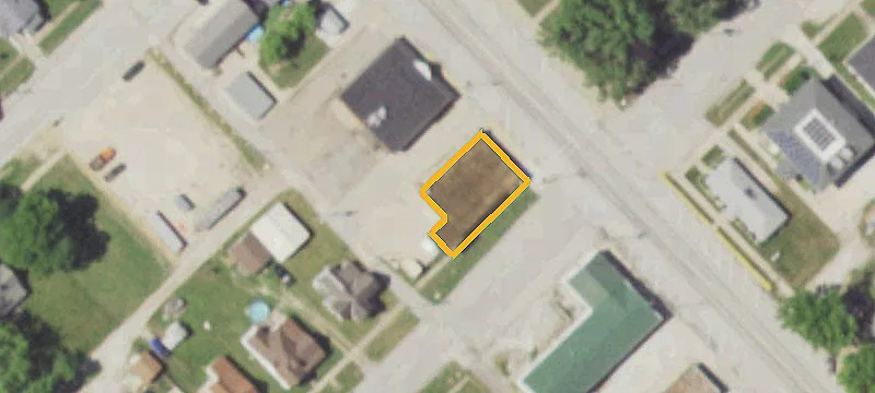 121 Main St