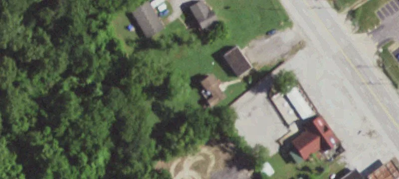 8633 Commercial Blvd
