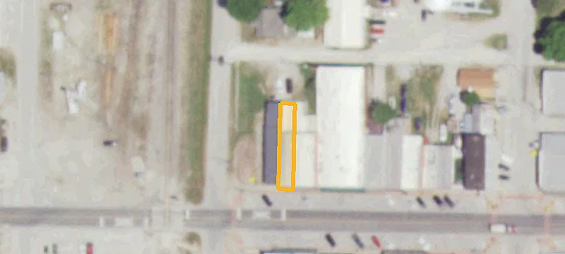 16 Main St