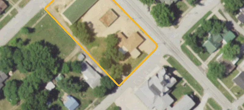 211 Main St
