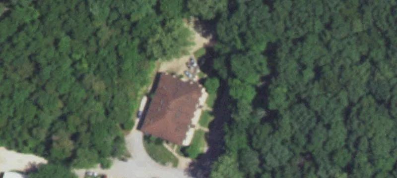 3004 Pembroke Ln