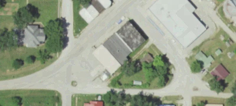 306 Main St