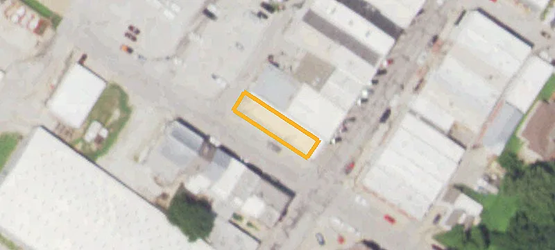 401 Main St