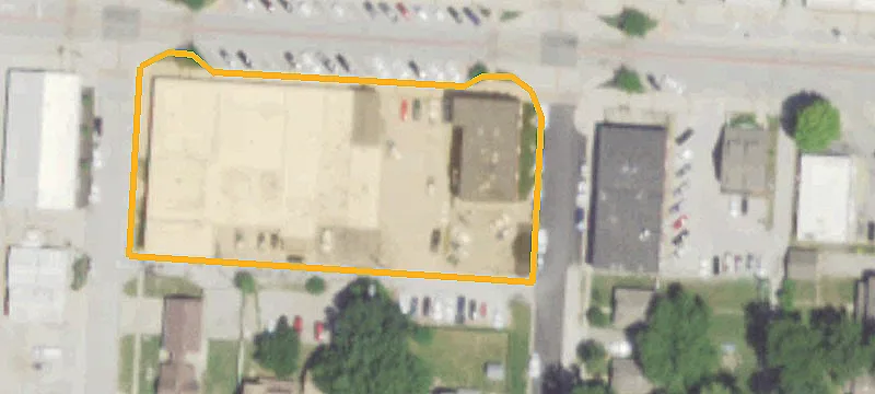 715 Main St