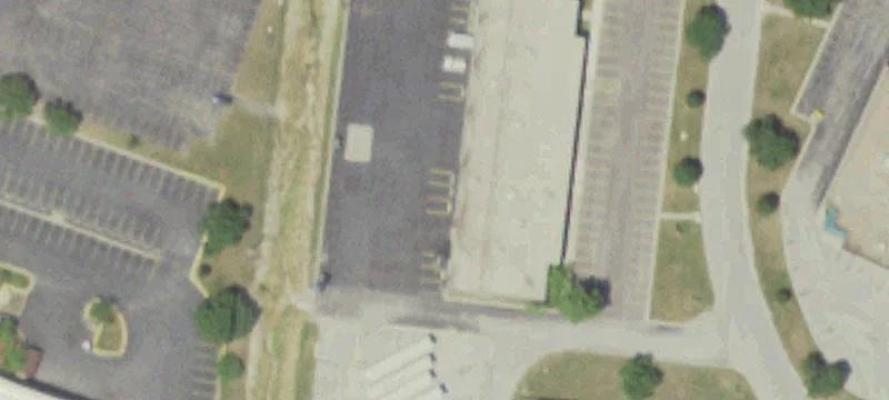 100 Pkwy Dr