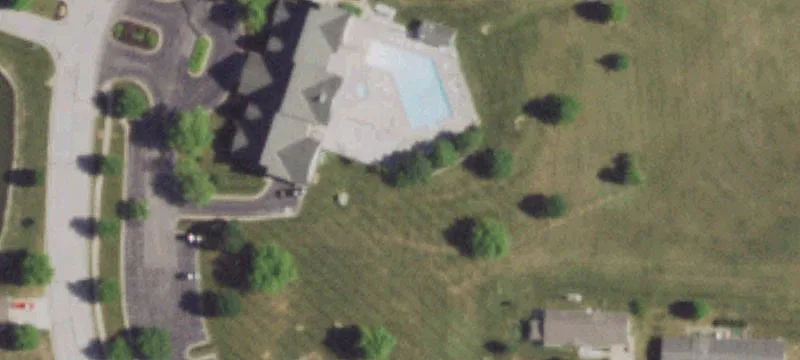 901 White Oaks Ln
