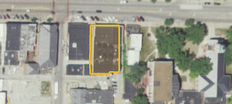 1106 Broadway