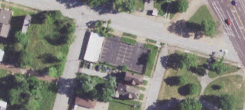 2140 Hebert St