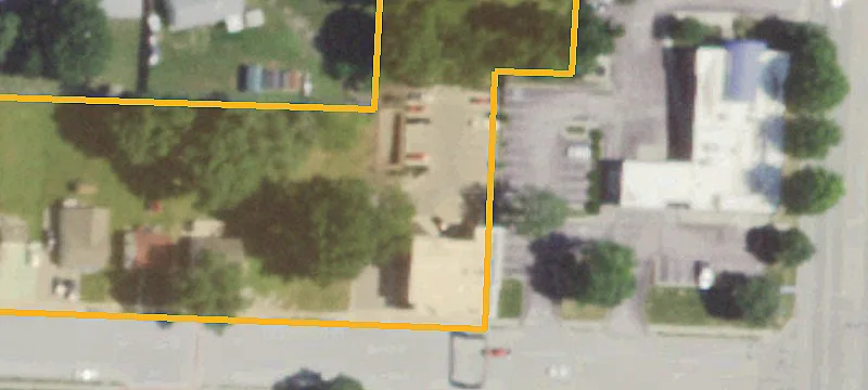 709 Main St