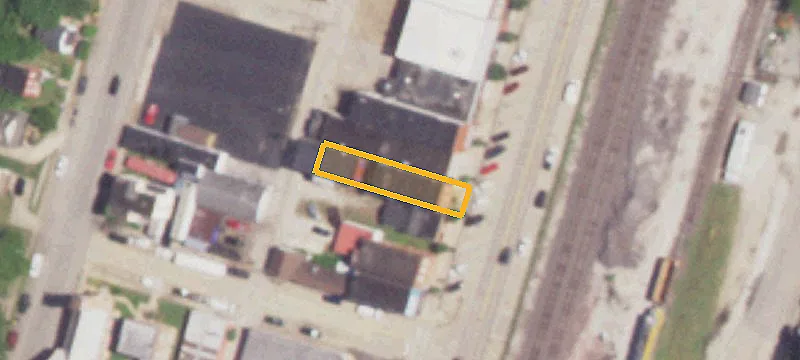 418 Main St