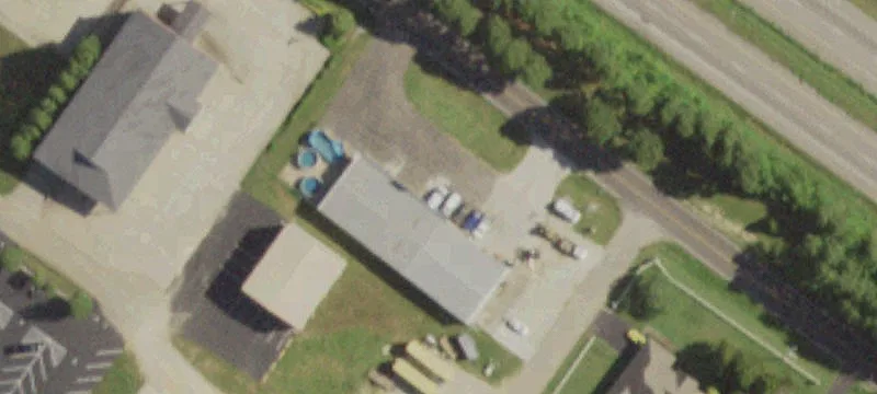 220 Woodlawn Dr