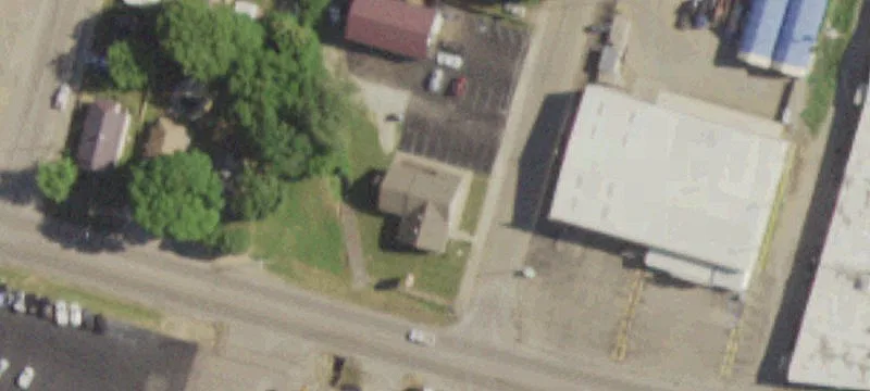1122 Main St