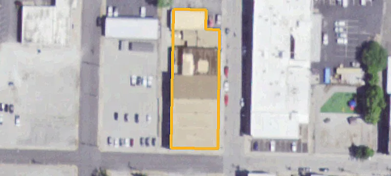 129 Main St