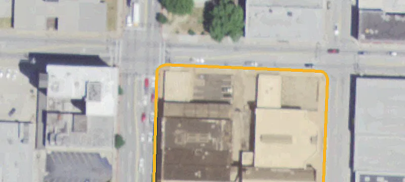401 Main St