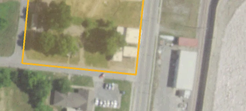 435 Main St