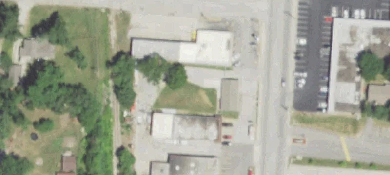 512 Scott Ave