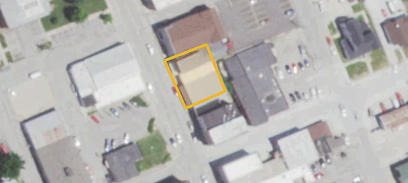 350 Main St