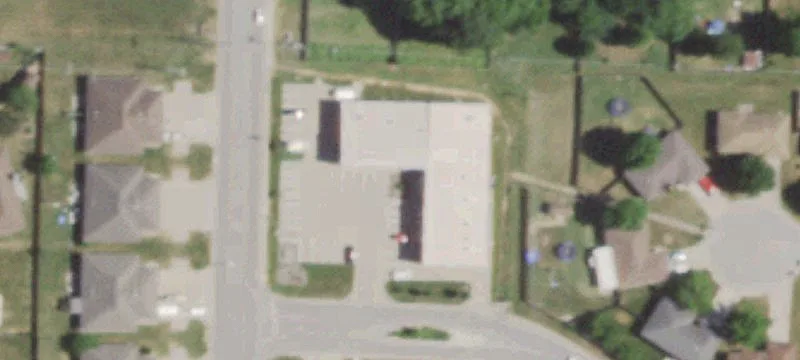 916 Main St