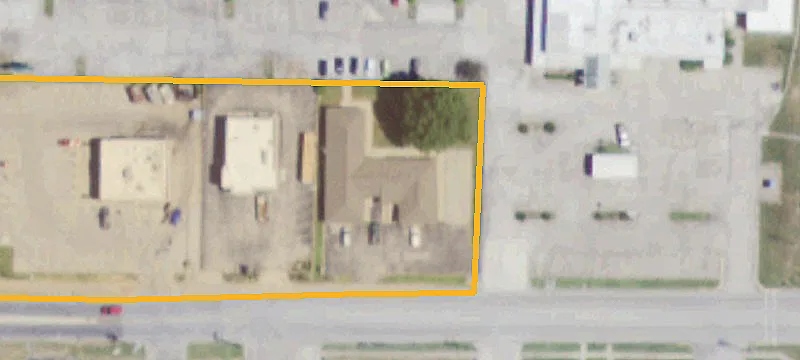 327 Airport Dr