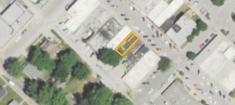 416 Main St