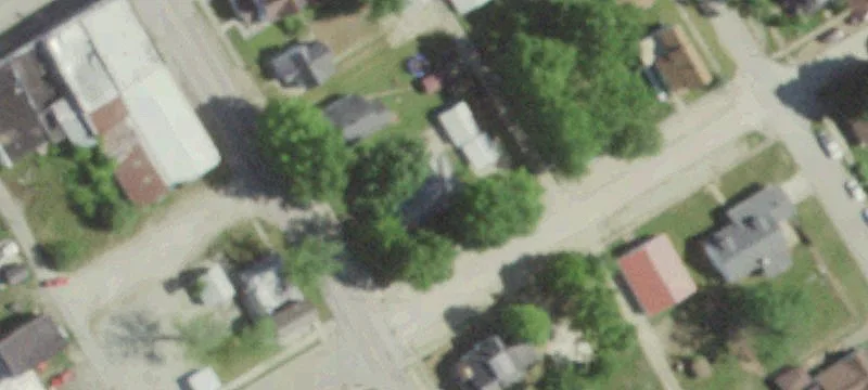 900 Cedar St