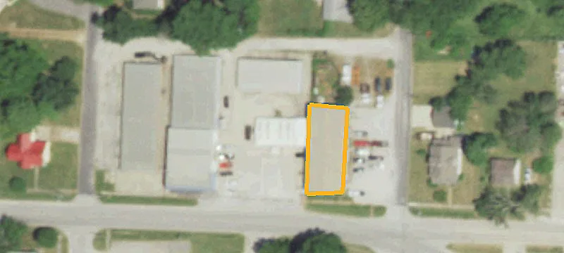 260 Peculiar Dr