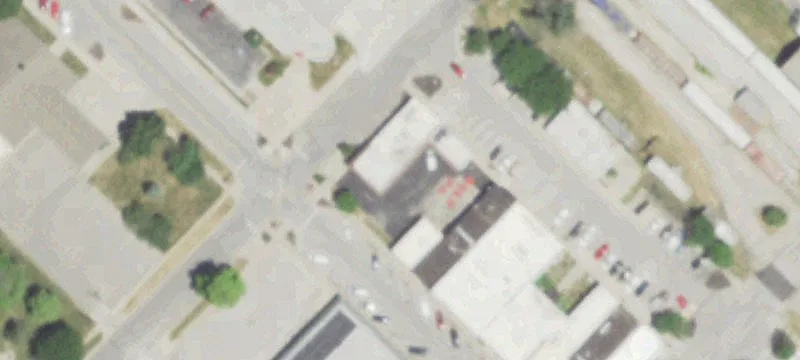 301 Main St