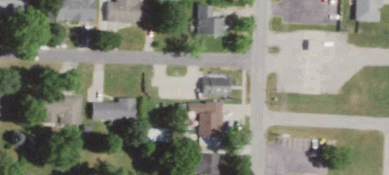 425 Main St