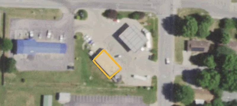 1015 Main St