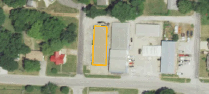 284 Peculiar Dr