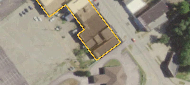215 Main St