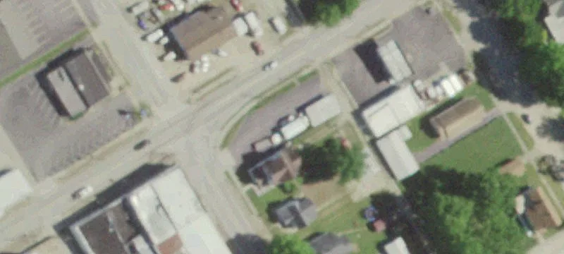 813 Ctr St