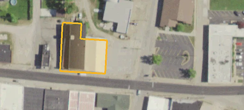 24 School St
