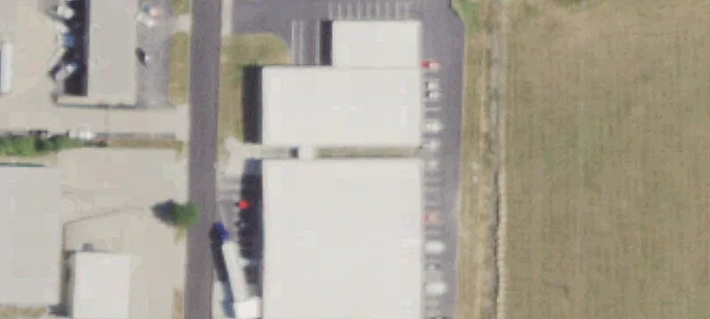 882 Tracker Rd