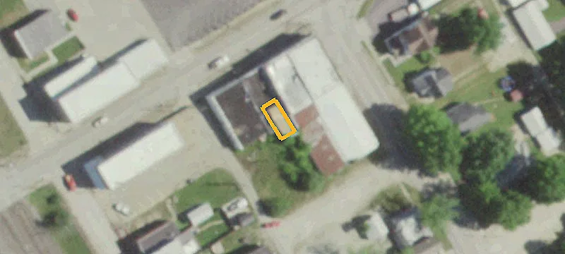 905 Ctr St