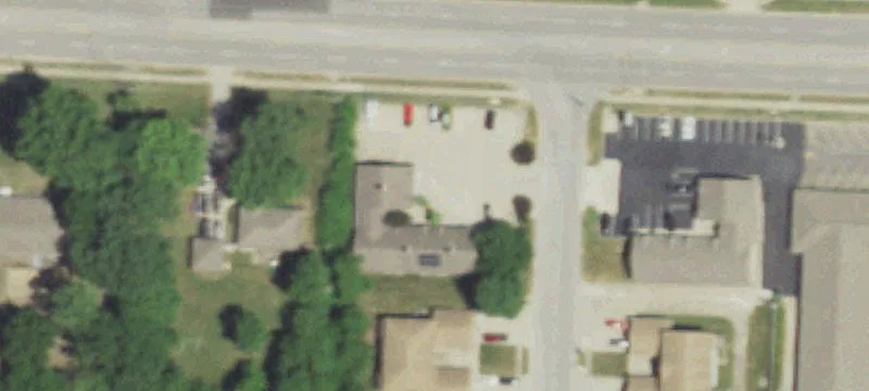 100 Sky Vue Dr