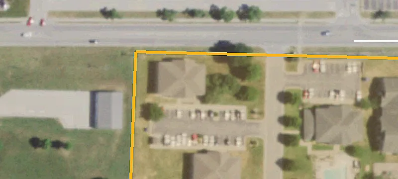 1041 Pheasant Run, Unit 1053