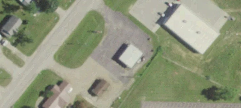 523 Ctr St