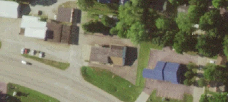 700 Carleton St