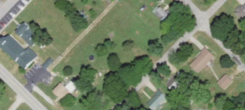 320 Oak St