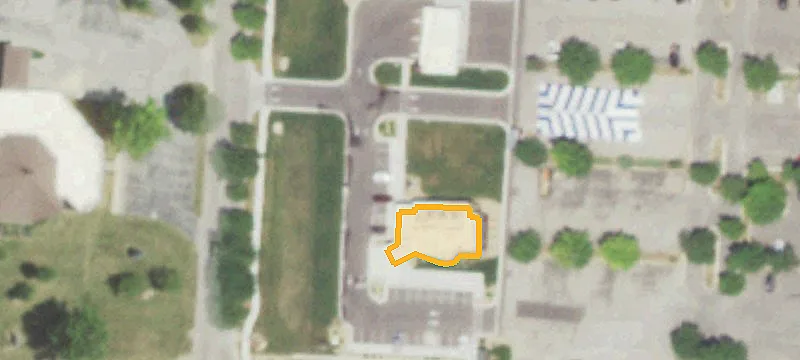 1400 Foxwood Dr