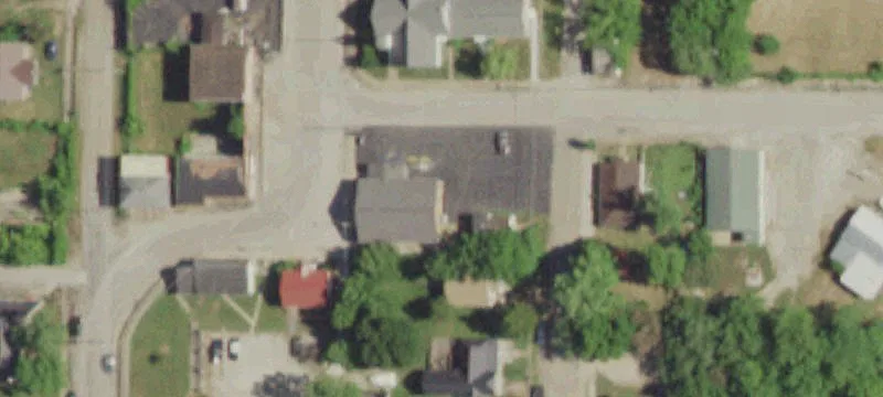 708 Bank St