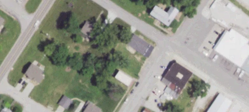 305 Main St