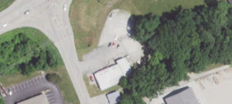 10 Ellis Ave