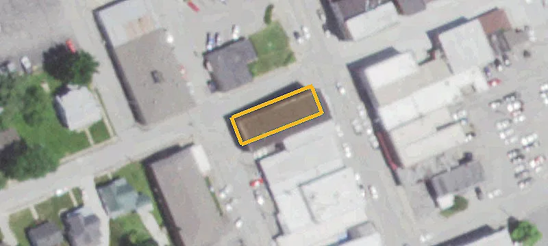 401 Main St