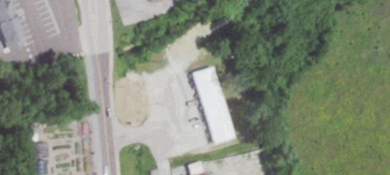 102 Lincoln Dr