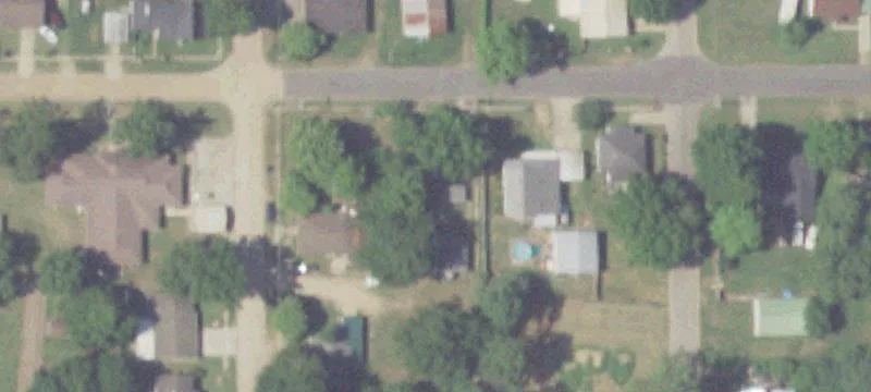 705 4th St