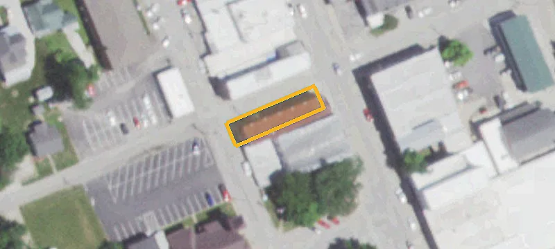 501 Main St